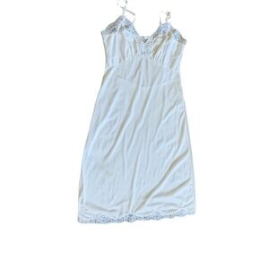 Vintage Mel-Lin White Nylon Lace Full Slip Dress Coquette Cottagecore